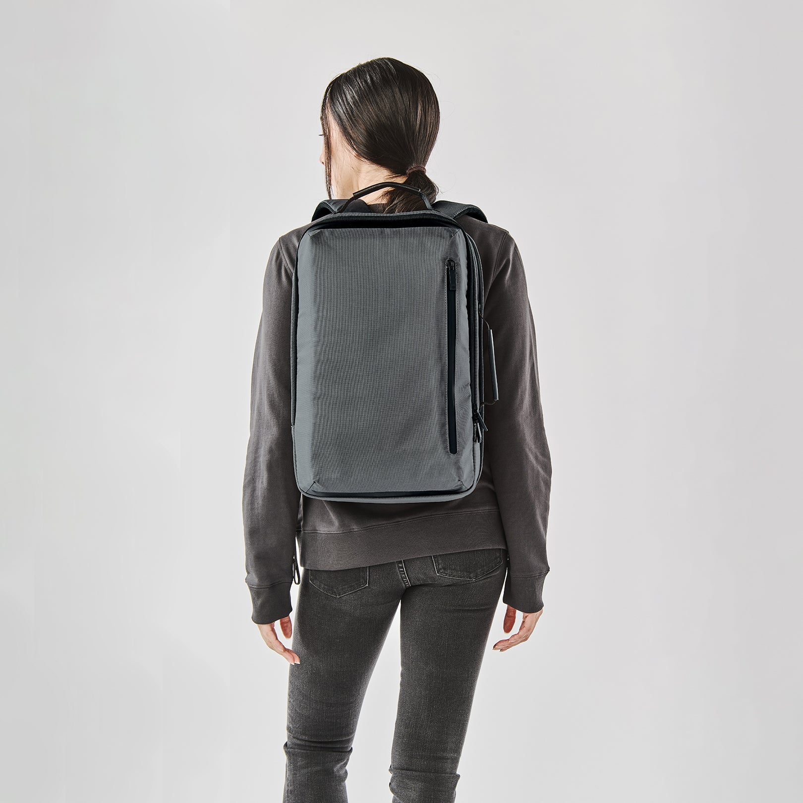 Hedmark Commuter Backpack 21 - Stormtech Canada – Stormtech Canada